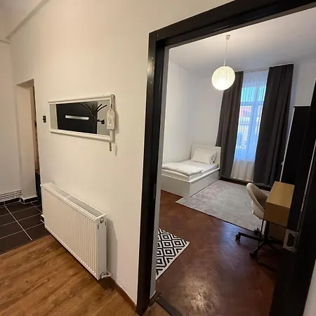 Apartment Eroilor